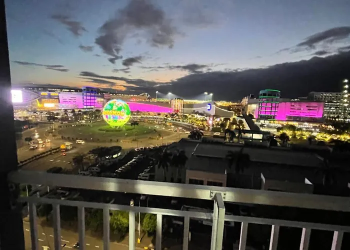 Апартаменты 3br Moa View Firework Big Balcony 1148 Манила